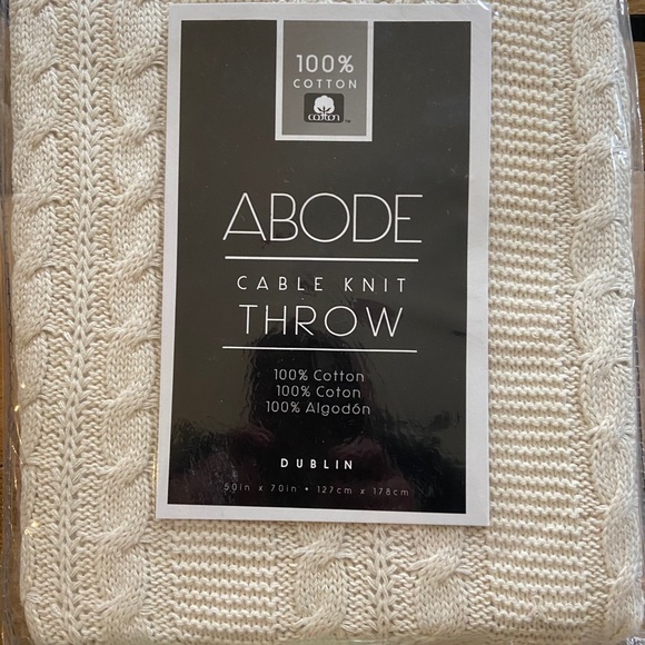 Adobe Cable Knit Throw - Picture 2 of 4